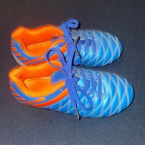 Soccer cleats